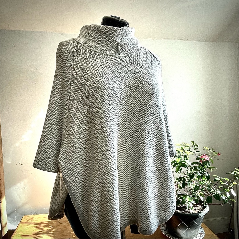 Loft Gray and White Poncho Style Sweater, Small